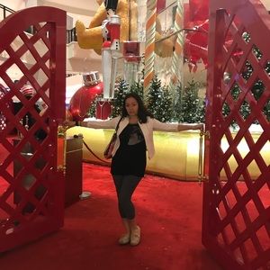 Meet your Posher, Mila